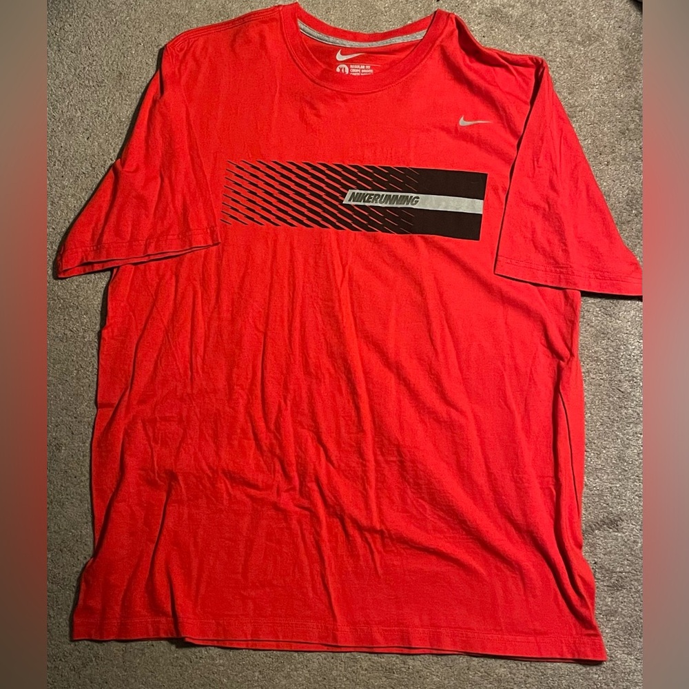 Nike T-shirt